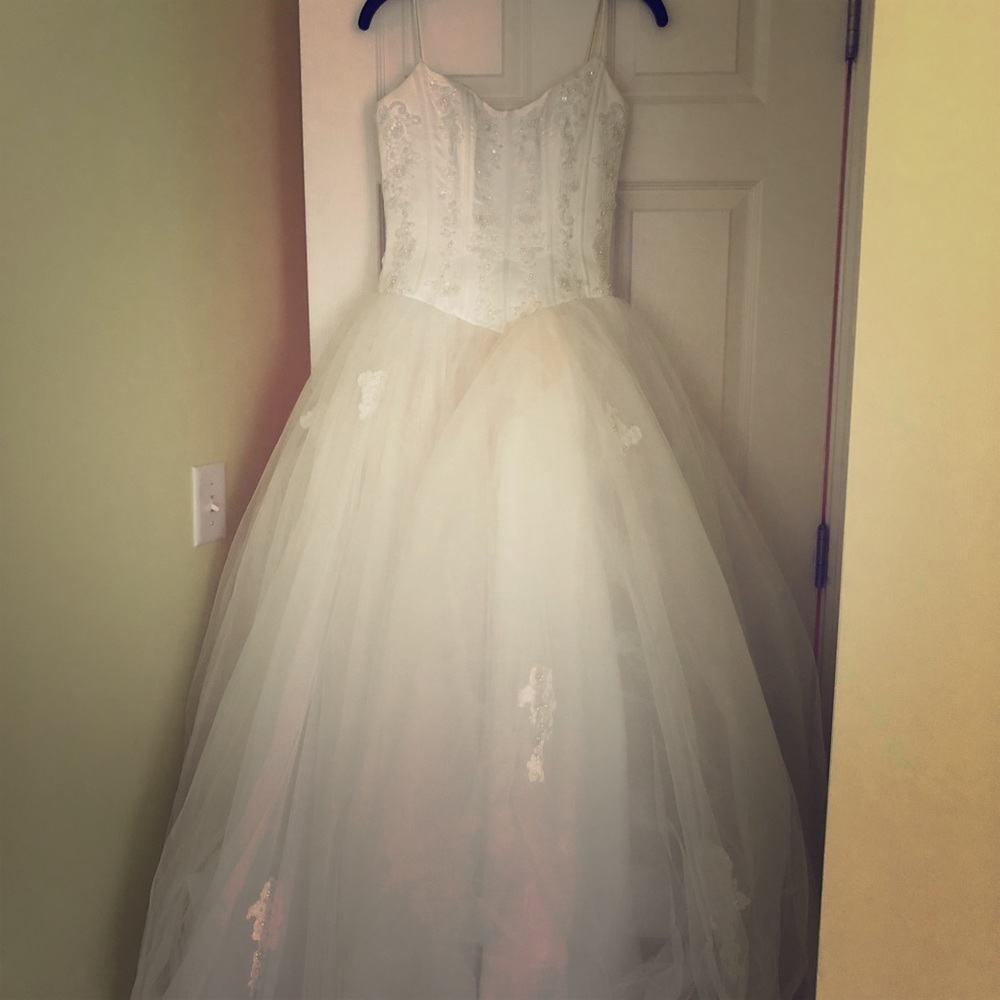 Oleg Cassini wedding gown